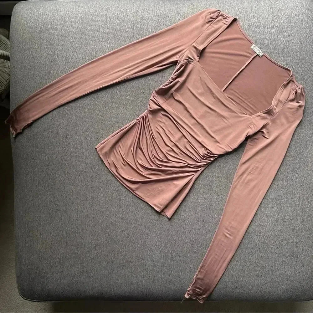 Square-Neck Long-Sleeve Ruched Women's Top - Blush